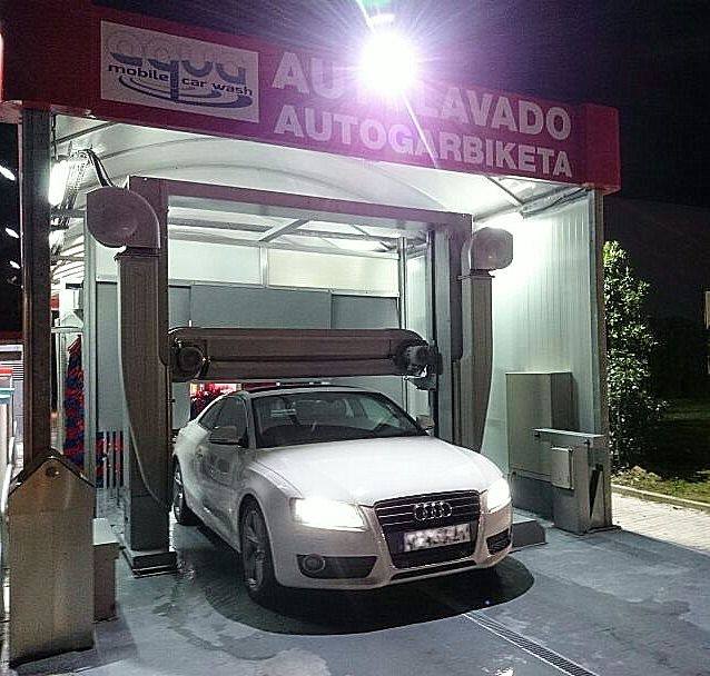Autolavado CAR WASH INTON Garbera — Servicio de lavado de coches