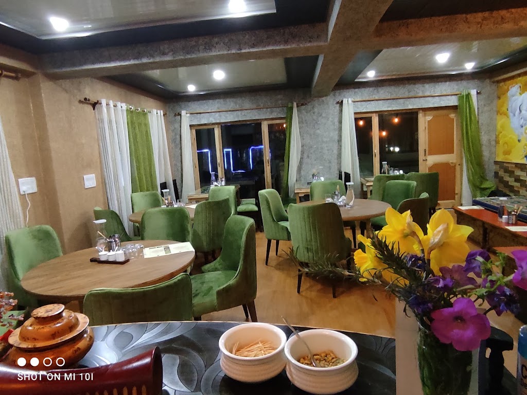 Ri Yul Restaurant