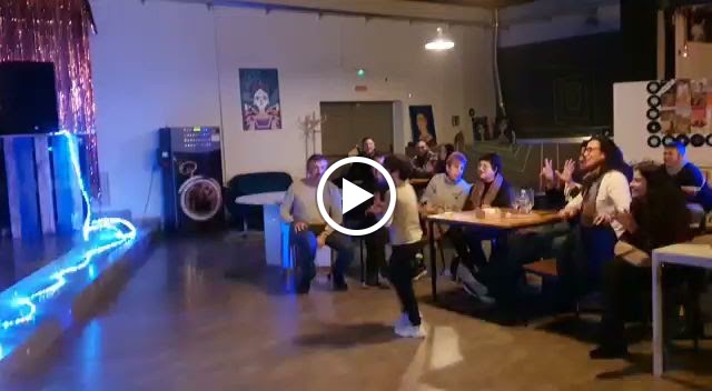 La Nau Socarrada - Cafeteria i espai cultural. — Videos