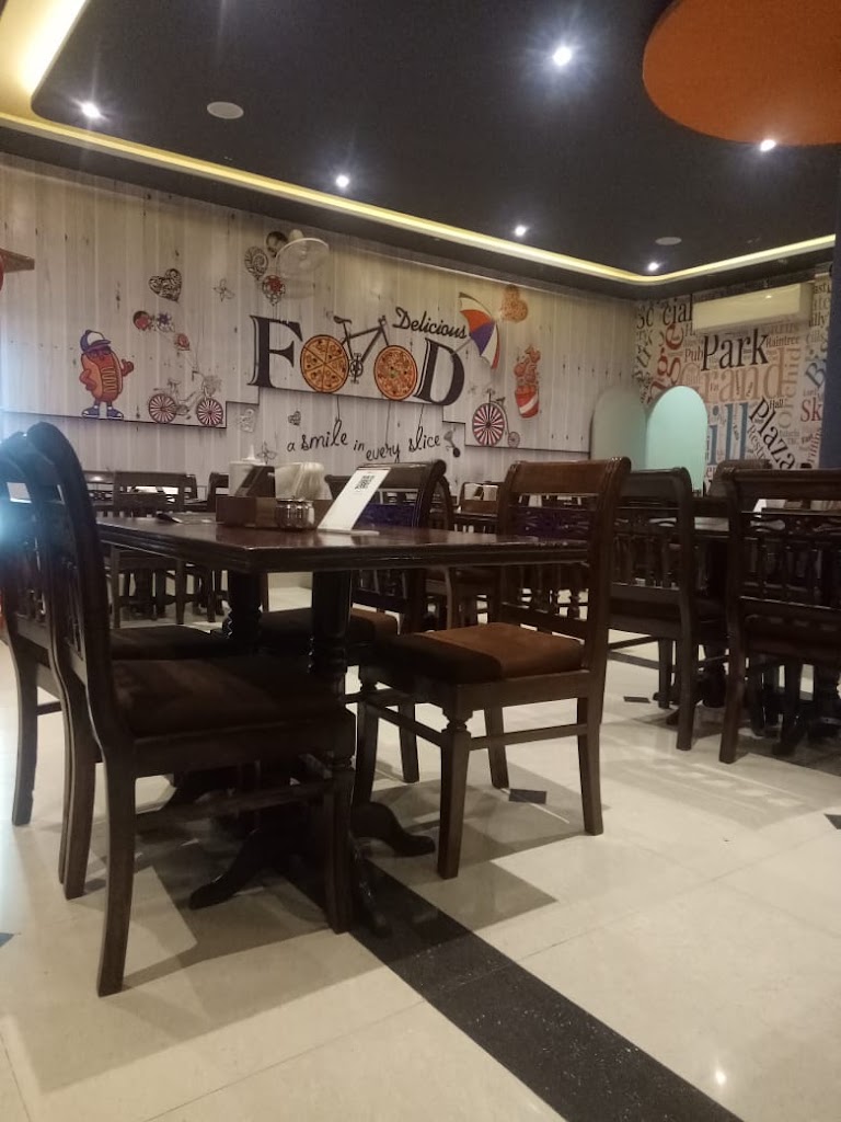 Majha Food Hub Swimming Pool