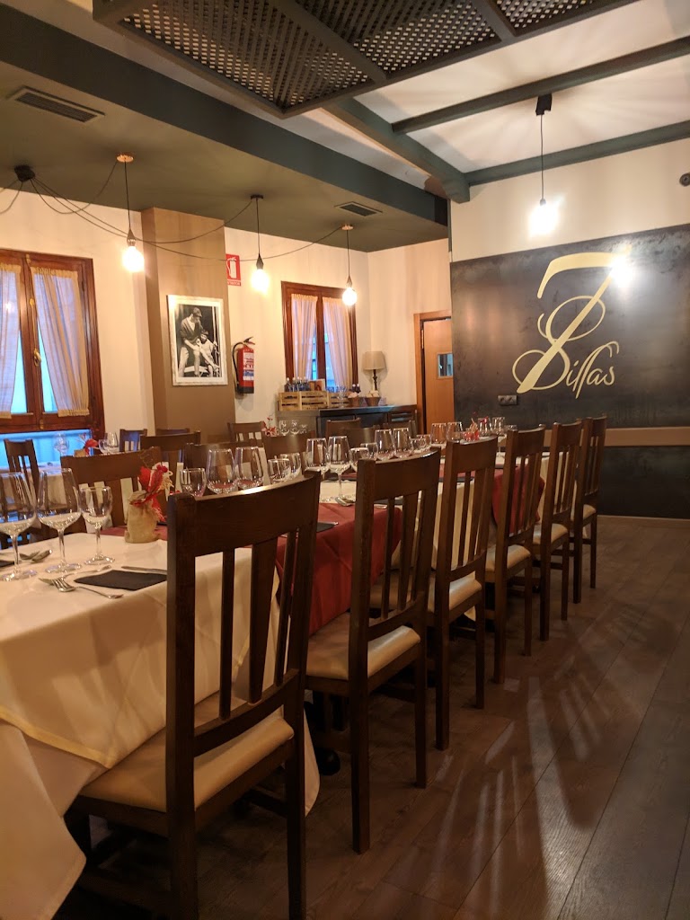 7 Sillas — Ambiente
