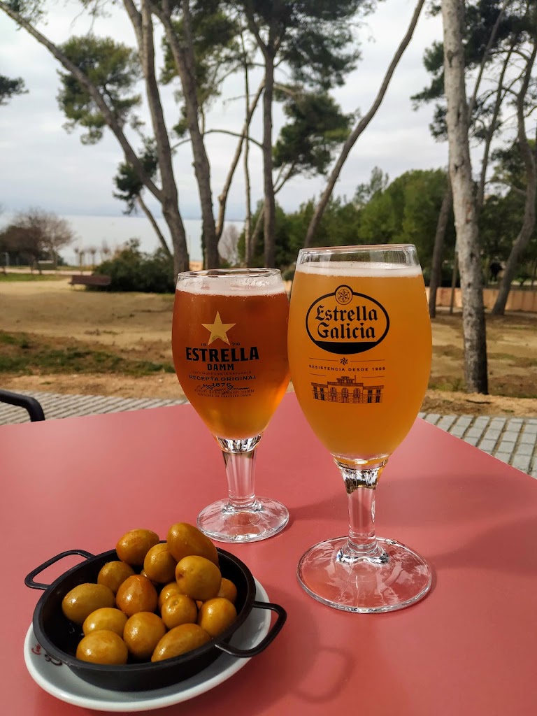 Bar Casa Paco — Comida y bebida