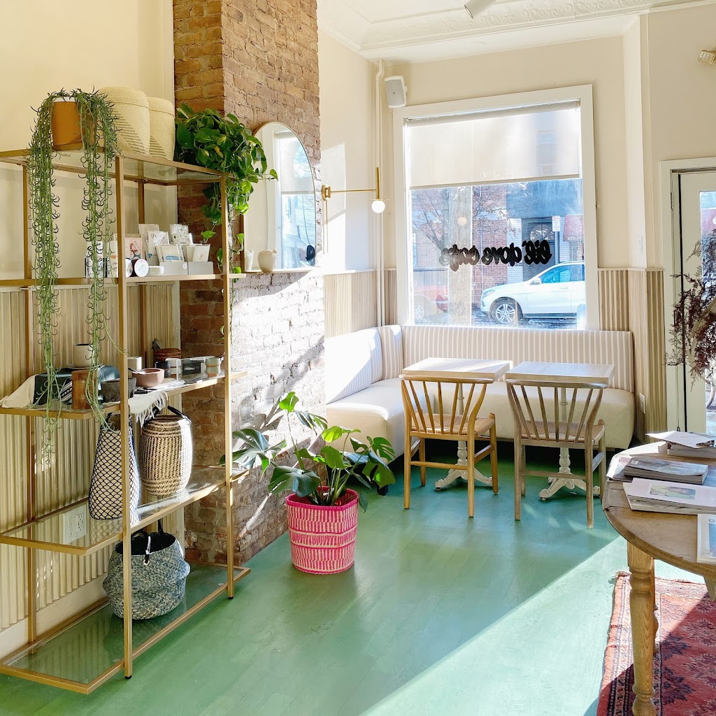Photo of lil' dove cafe