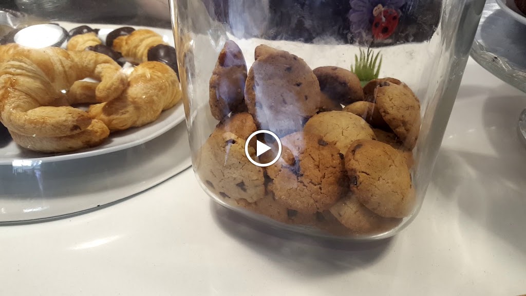 Restaurante y vinoteca Cal Sant — Videos