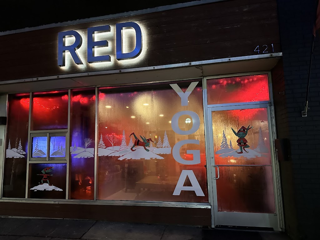 RED YOGA