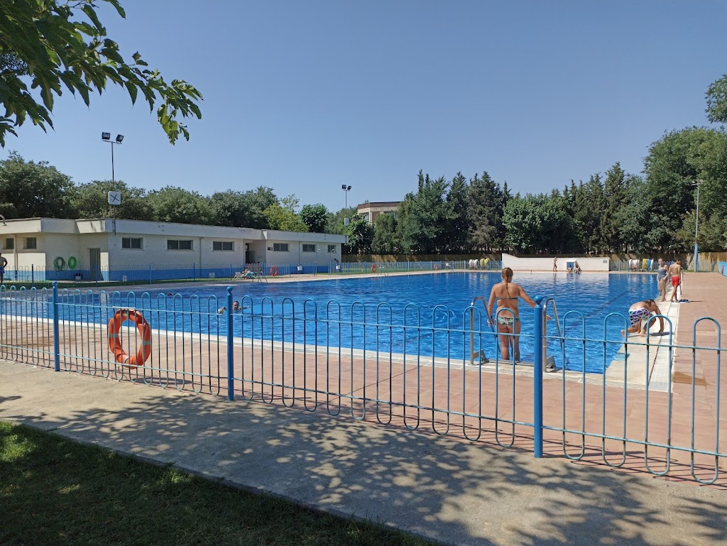 Piscina Publica Municipal "Evina Cano Penaranda".