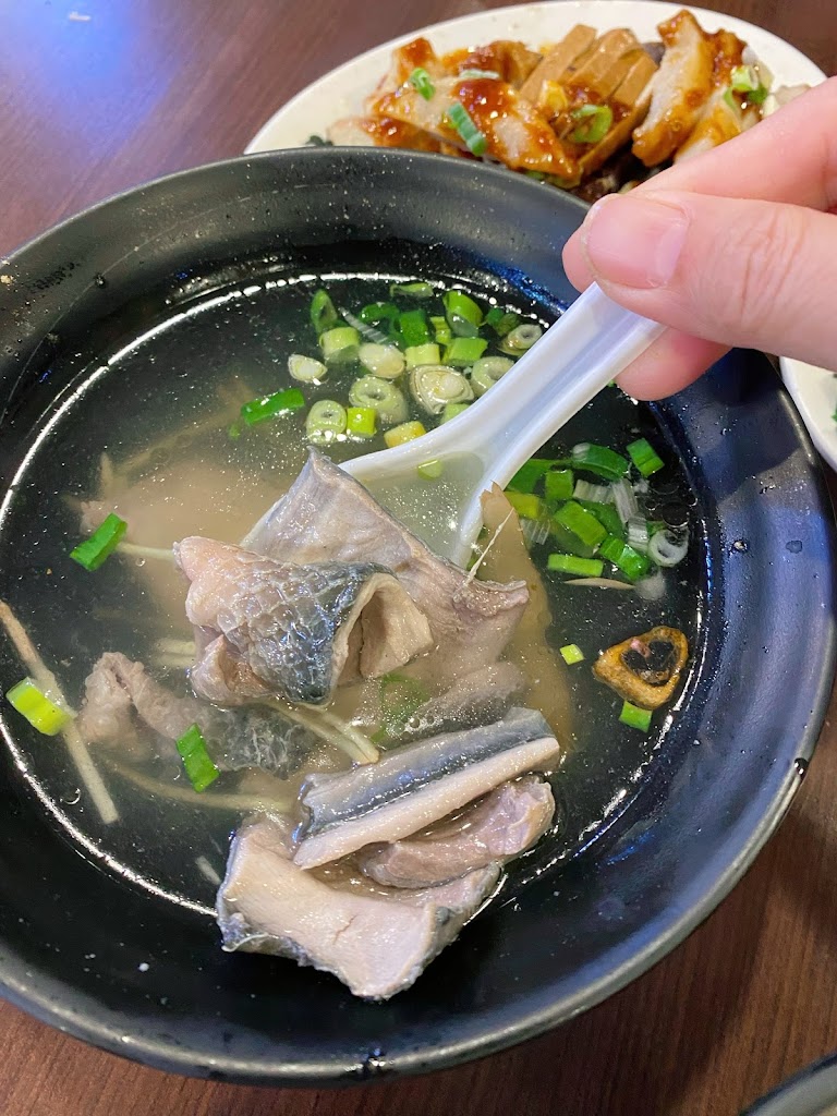 大眾滷肉飯中正店 的照片