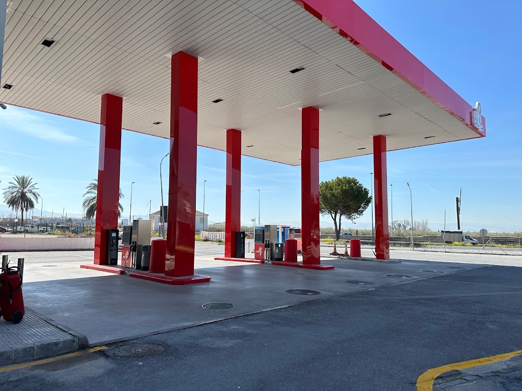 Minioil Peligros — Estacion de servicio
