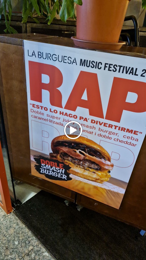 La Burguesa | Splau — Videos