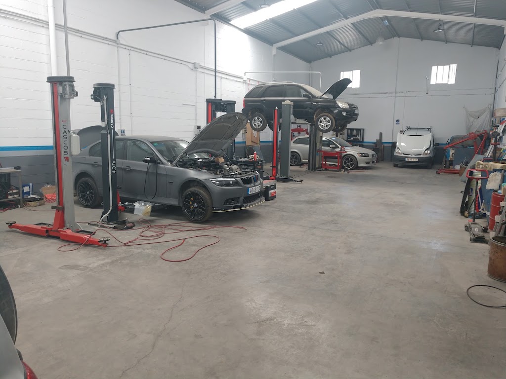 GVR GARAGE — Taller