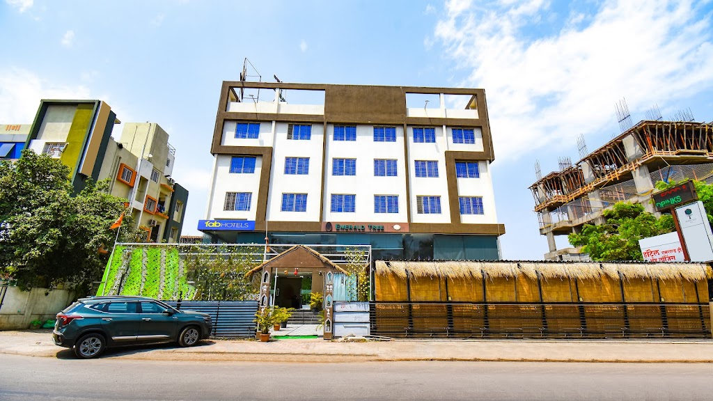 Fabhotel Prime Emerald I