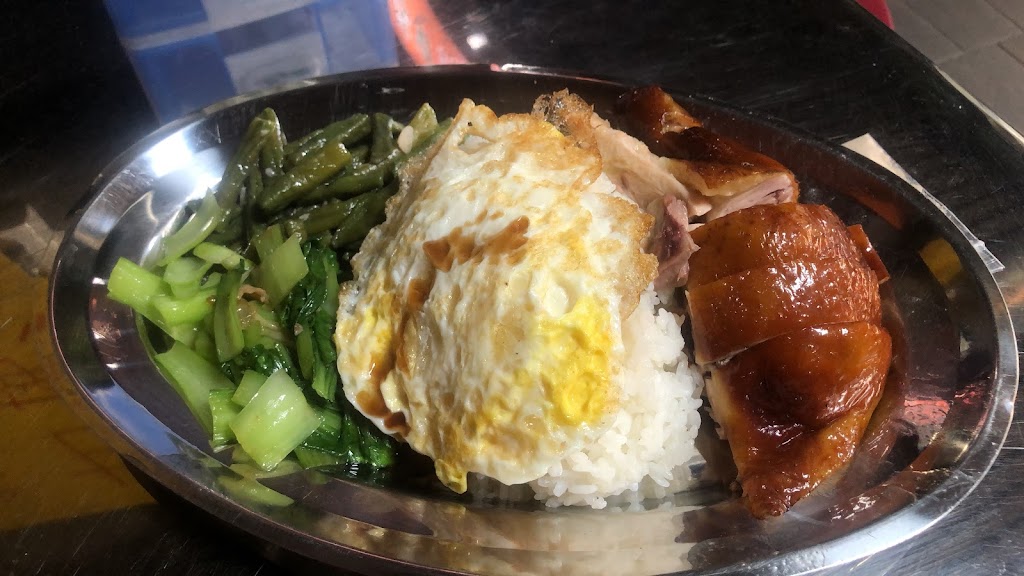 黃家莊小吃店 /新莊小吃/新莊美食/附近美食/新莊平價美食/新莊必吃/新莊蚵仔煎 的照片