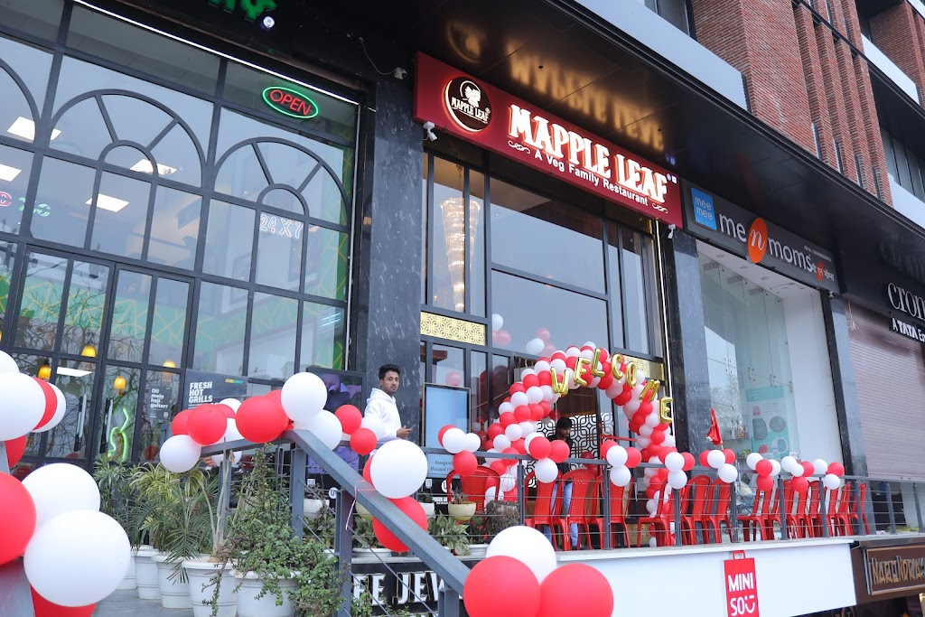 Mapple Leaf A Veg Family Restaurant