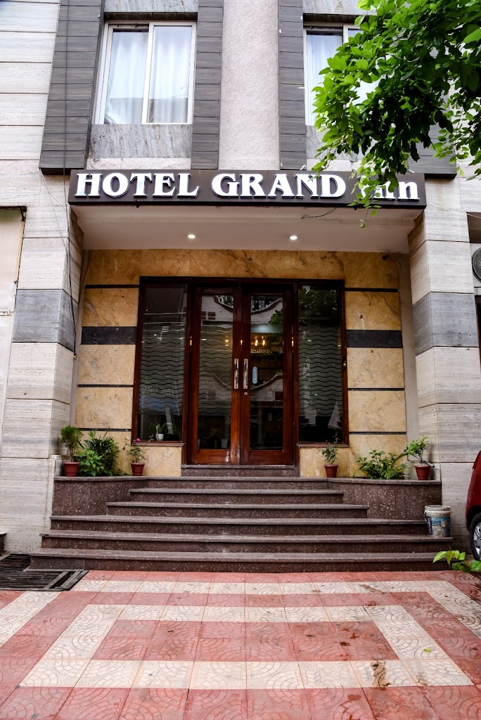 Hotel Grand Inn