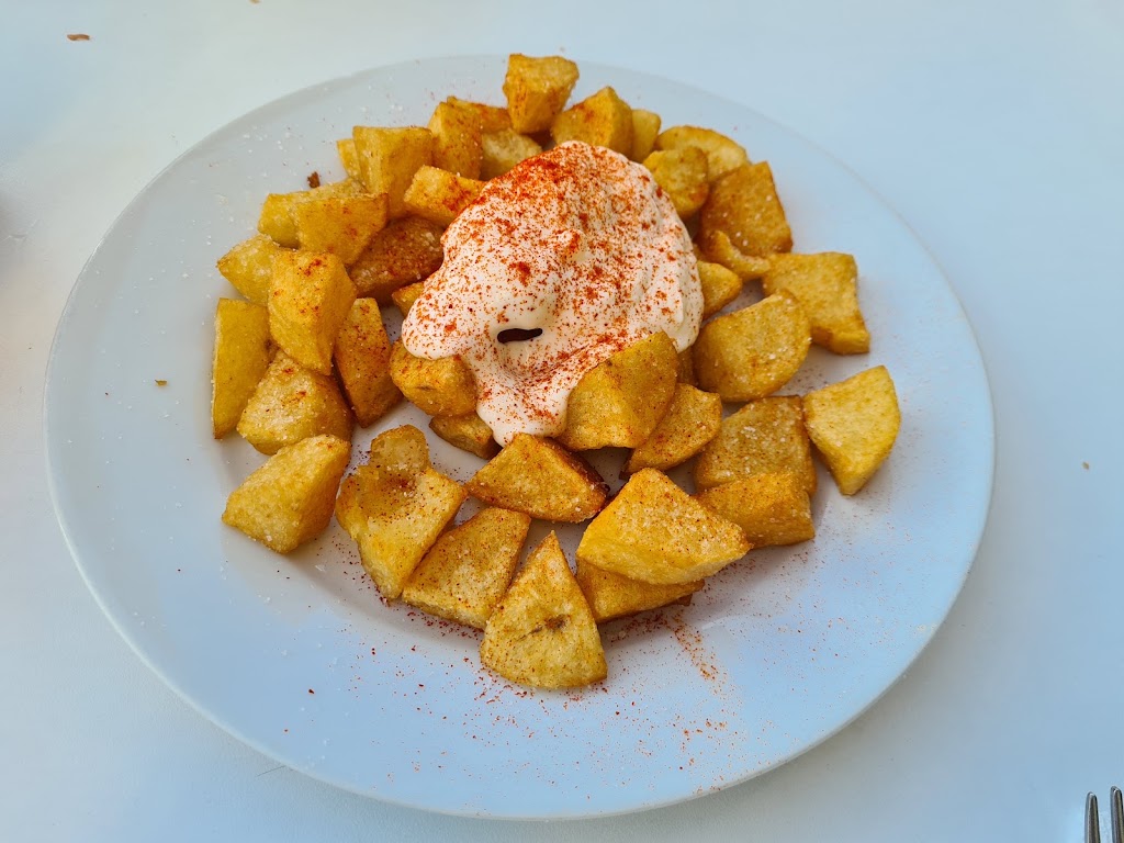 Bar Capritx — Comida y bebida