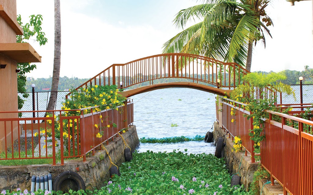 Grand Ayur Island