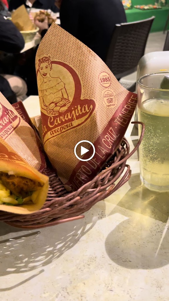 Arepera La Carajita — Videos