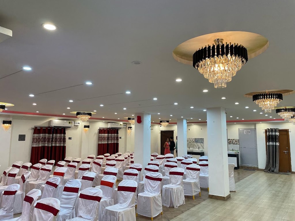 Jmd Palace The Luxury Hotel