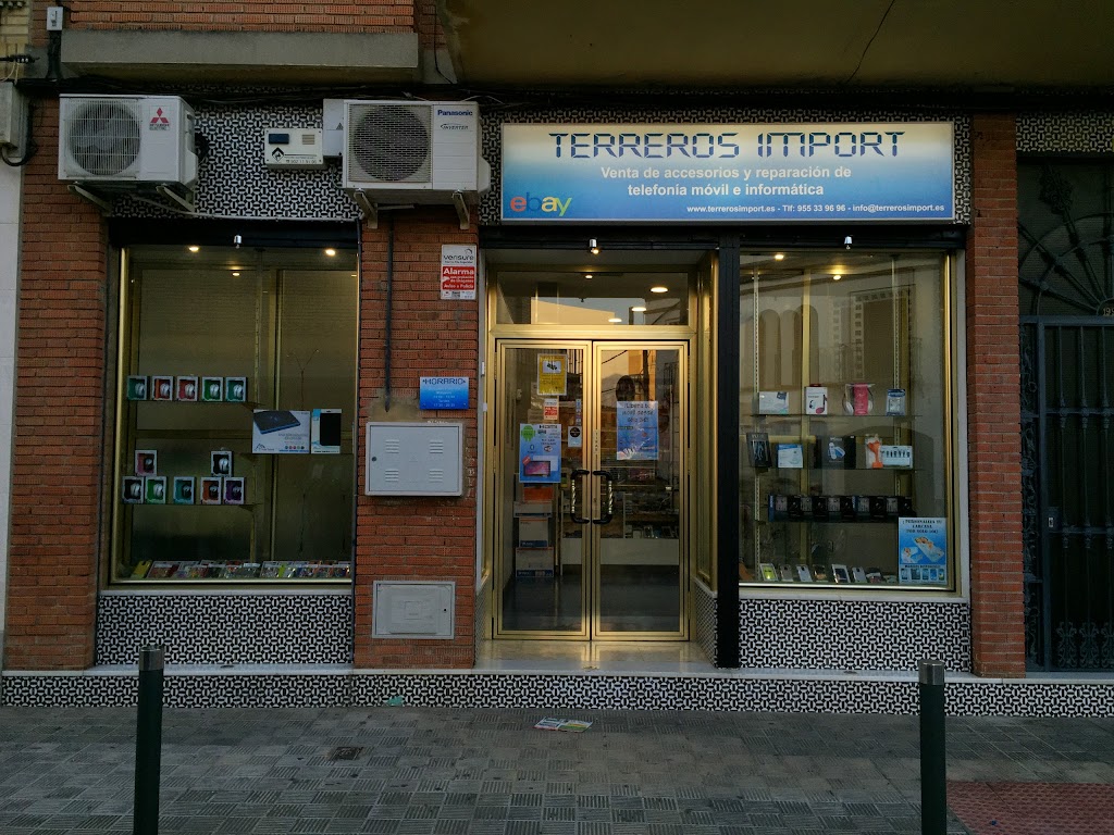Terreros Import — Exterior