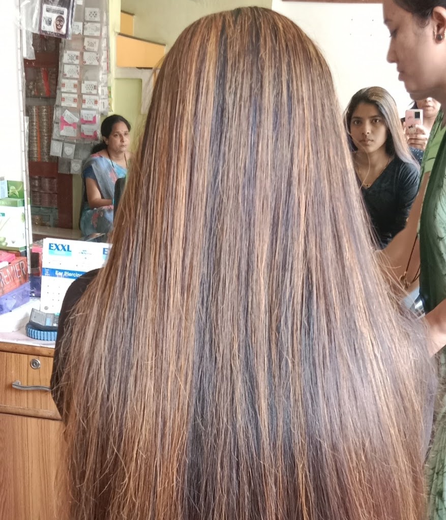 Shilpa Beauty Parlour Shirpur