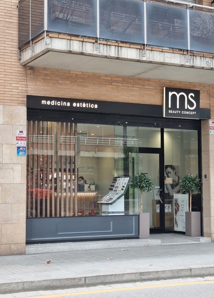Marta Soto Beauty Salon — Exterior