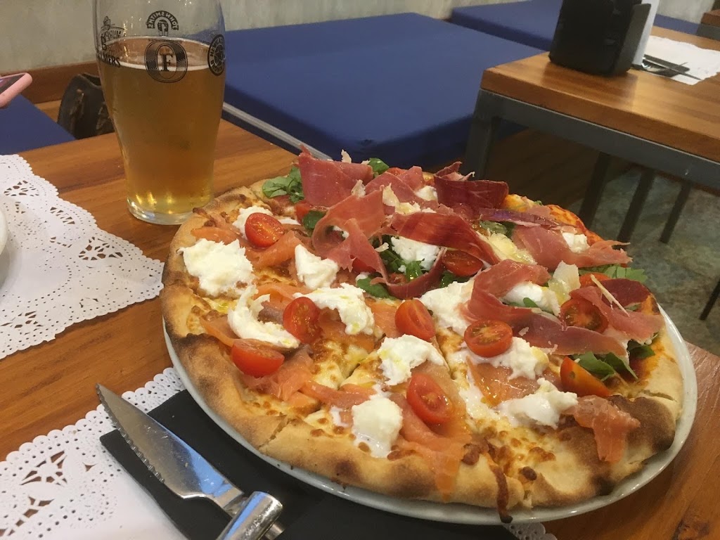 Pizze e Capricci Restaurante — Pizza