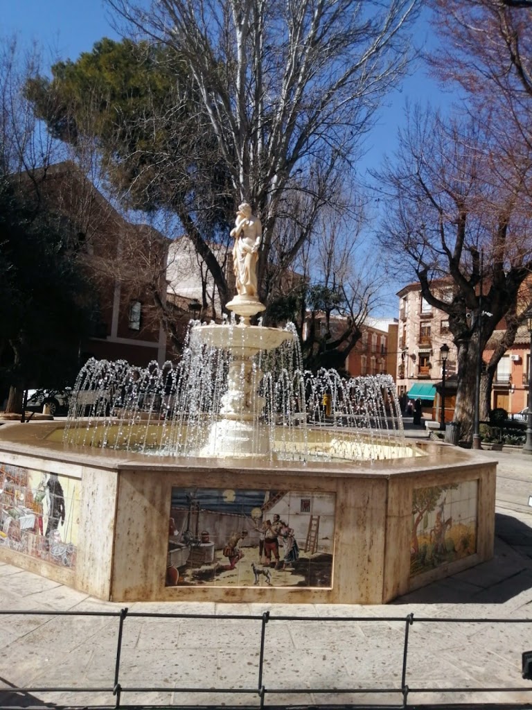 Fuente de la Diosa Fortuna "La Manola"