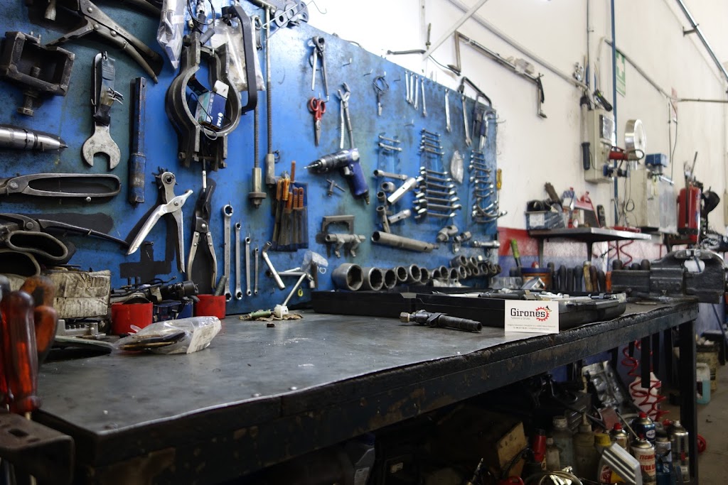 Talleres Y Gruas Girones SL