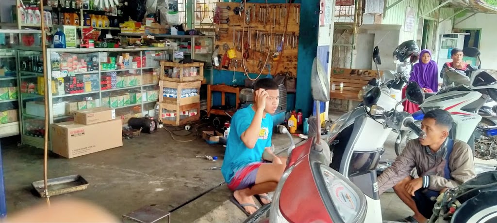 Lucky Motor Gombong