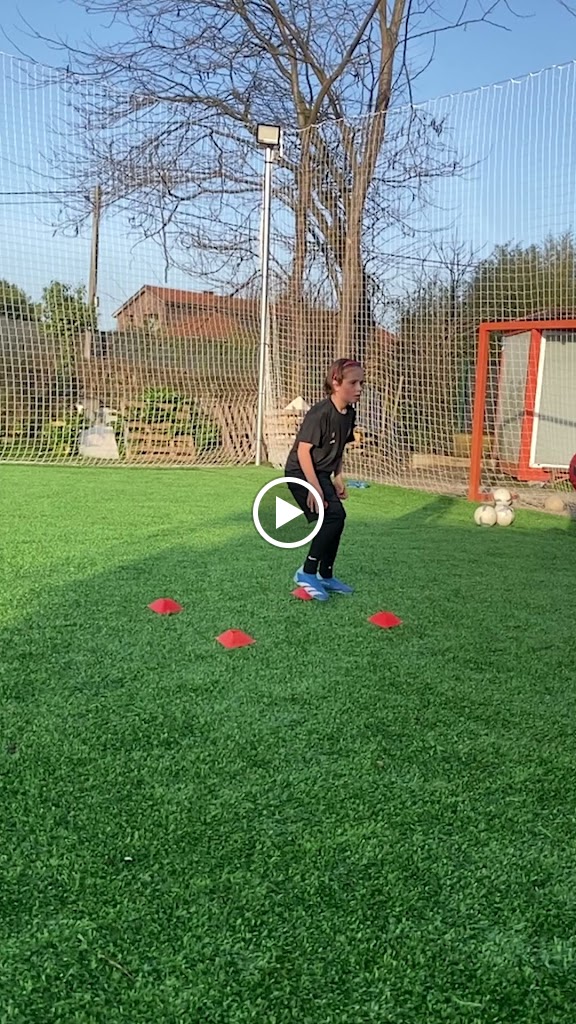 THE L4F PRO FOOTBALL ACADEMY | Entrenamientos de futbol en Gijon — Videos