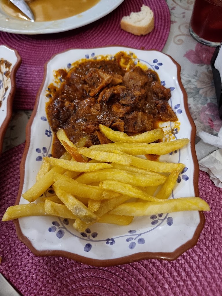Bar La Cazuela Palma del Rio — Comida y bebida