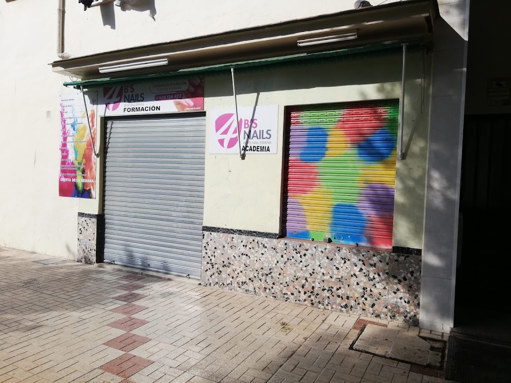 Las 4 b's estetica,unas — Exterior