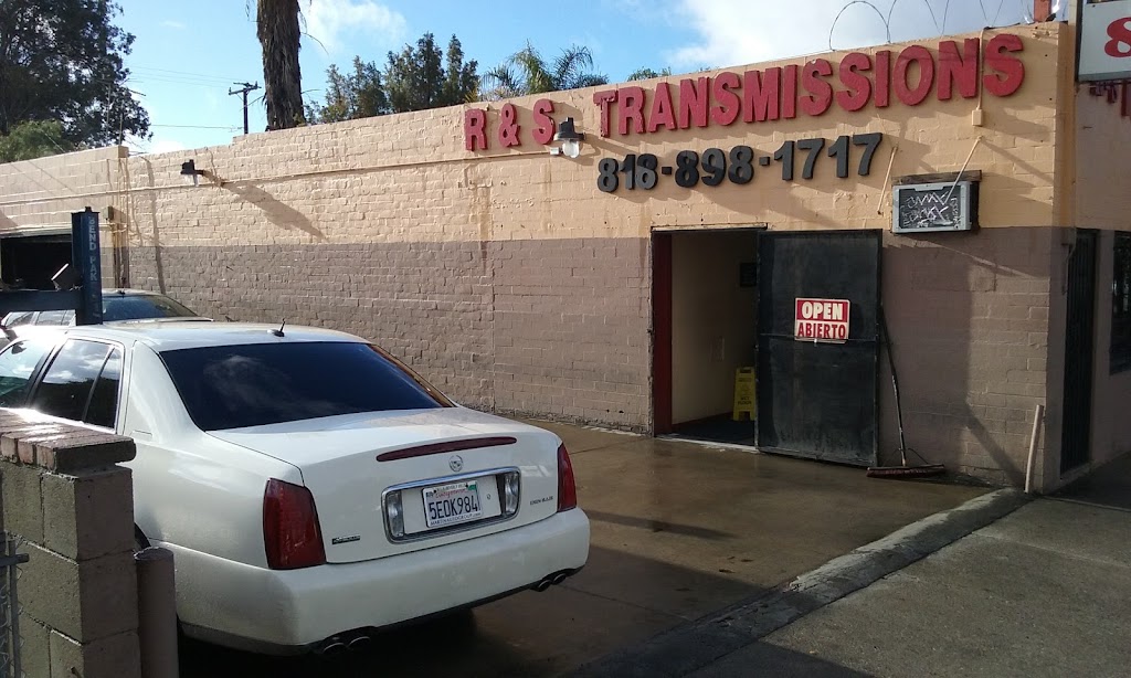 Transmission shop in San Fernando