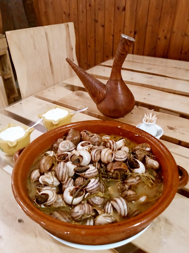 Es meson de s'arros — Comida y bebida