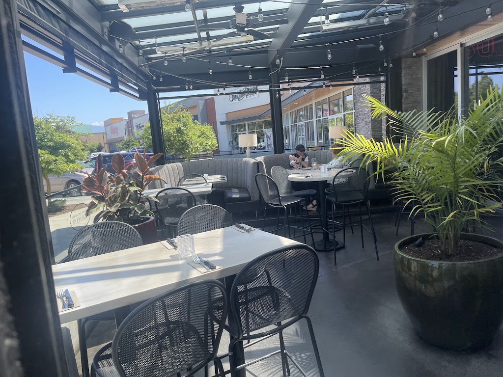 Browns Socialhouse in Abbotsford
