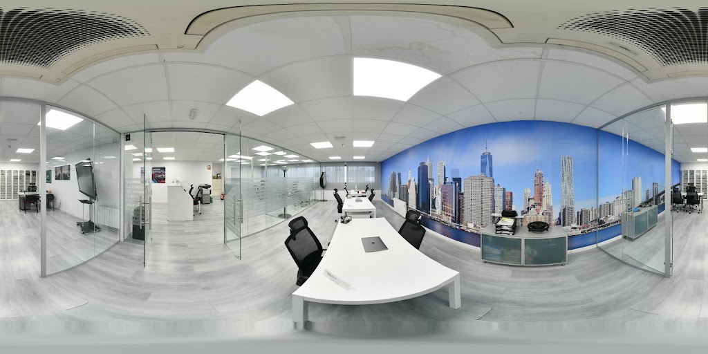 Auto Gallery Premium — Interior