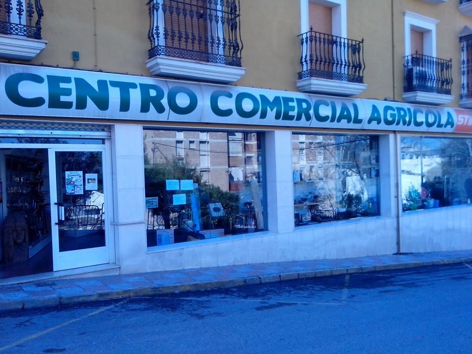 Gonzalez y Rodriguez Centro Comercial Agricola