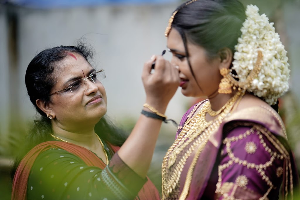 Shingar Beauty Parlour And Institute