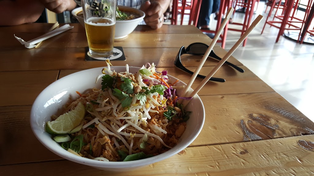 Pad thai