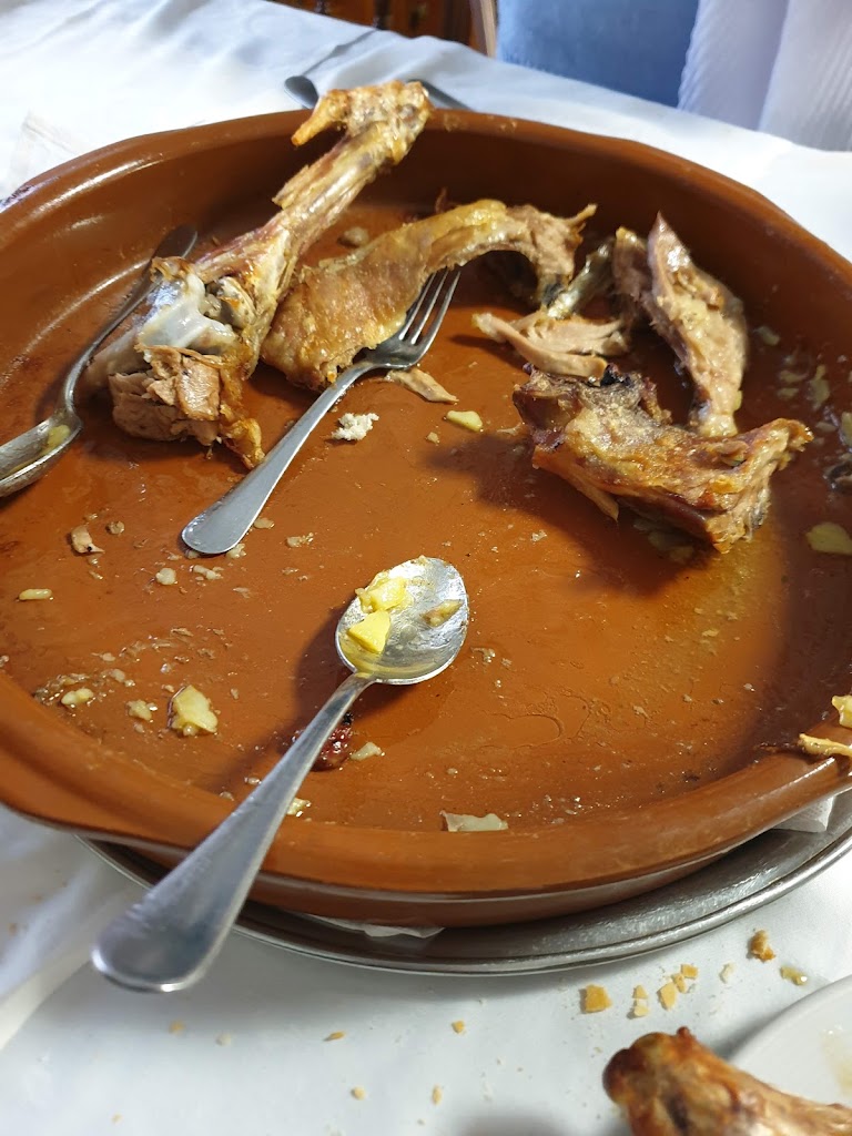 El Horno (Antes El Horno del Cheval) — Comida y bebida