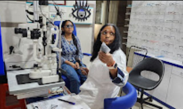Dr Lipsa S The Vision Zone