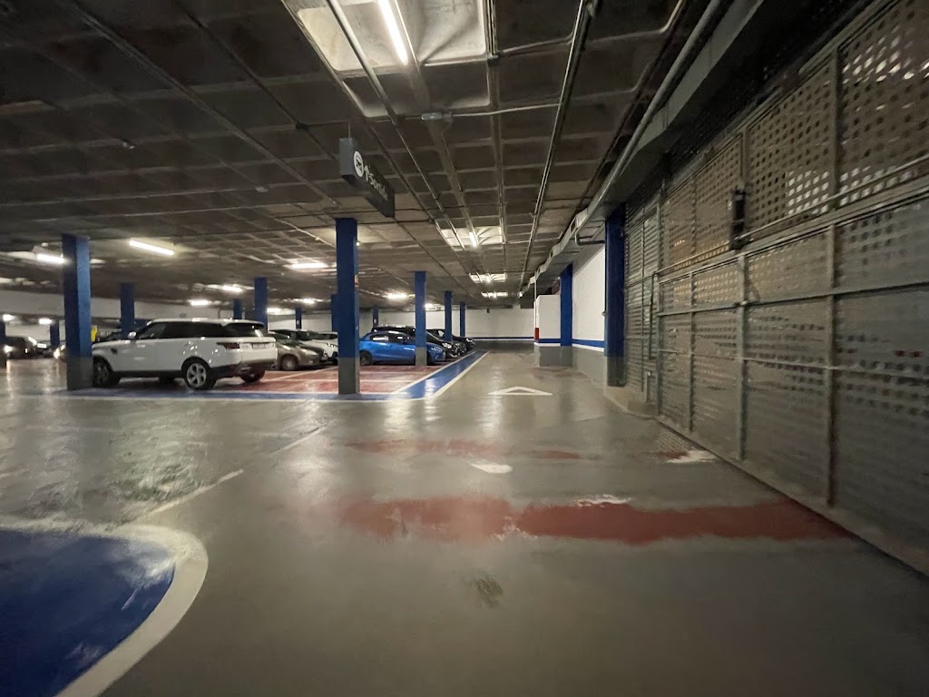 Interparking Placa Catalunya — Estacionamiento