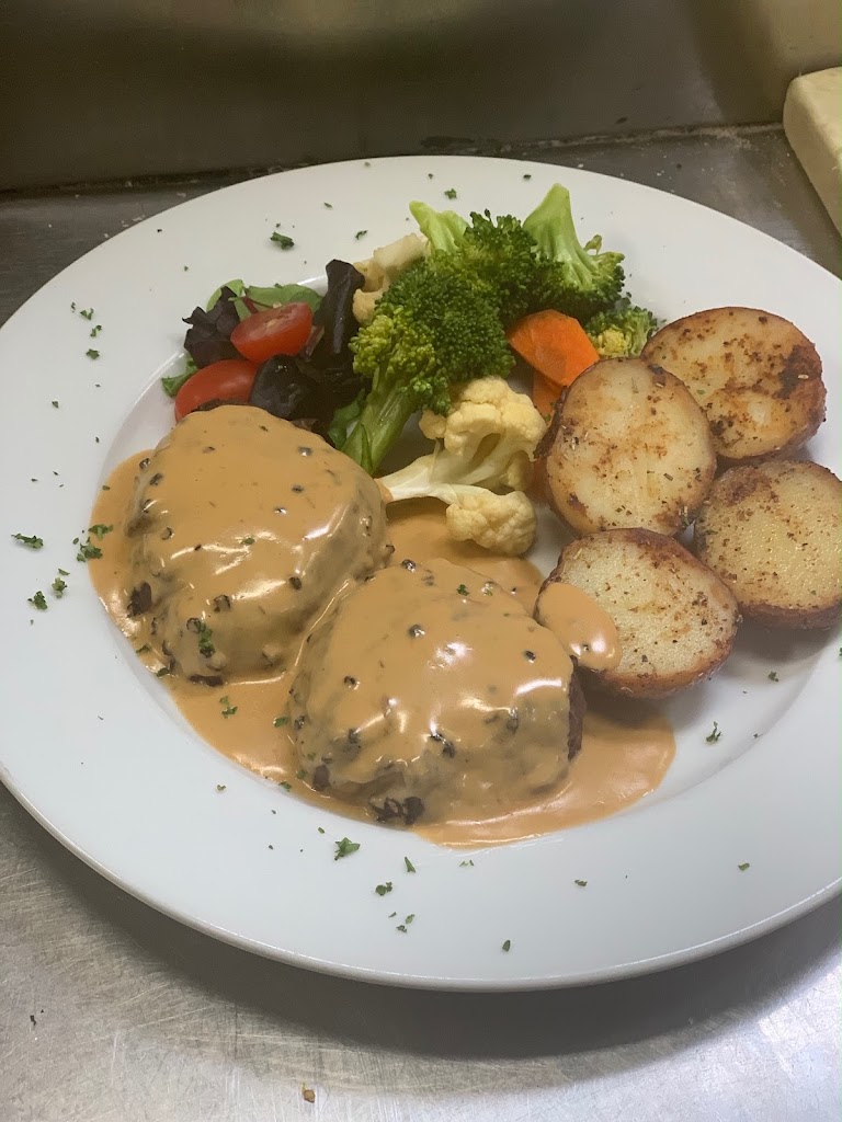  Harvey’s Central Grille