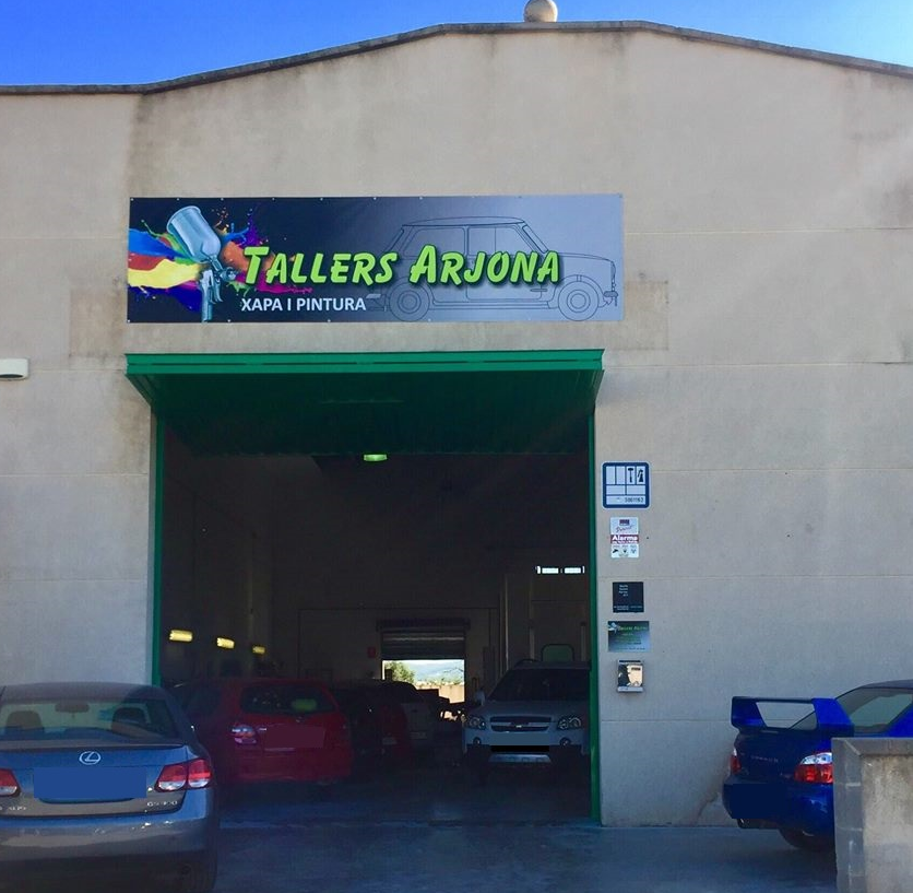 Tallers Arjona chapa y pintura
