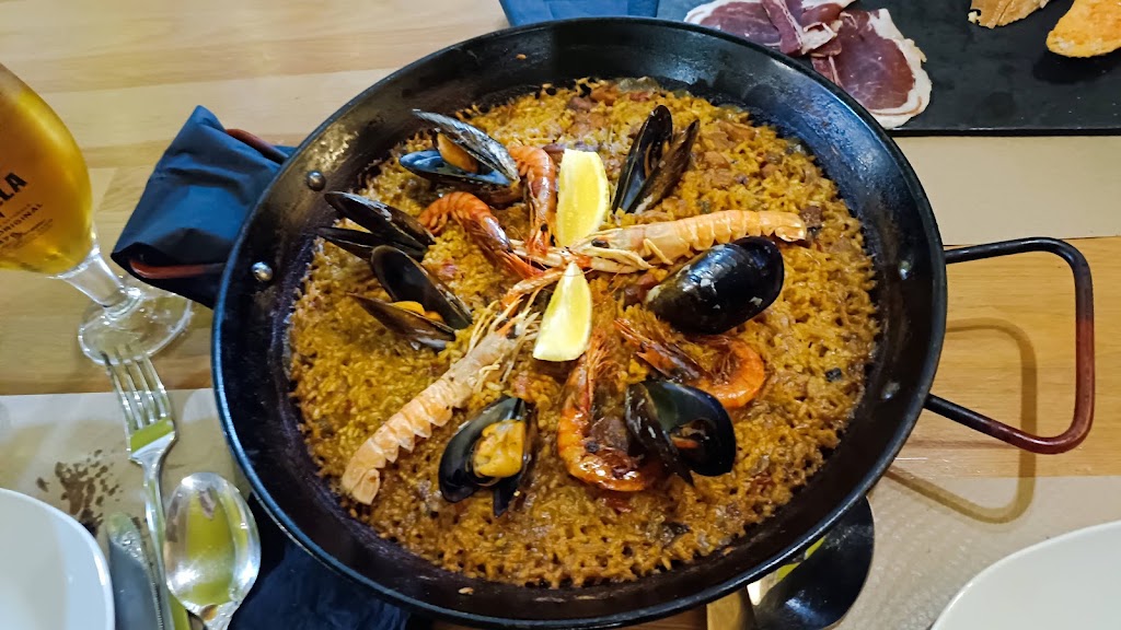 La Fabrica — Paella