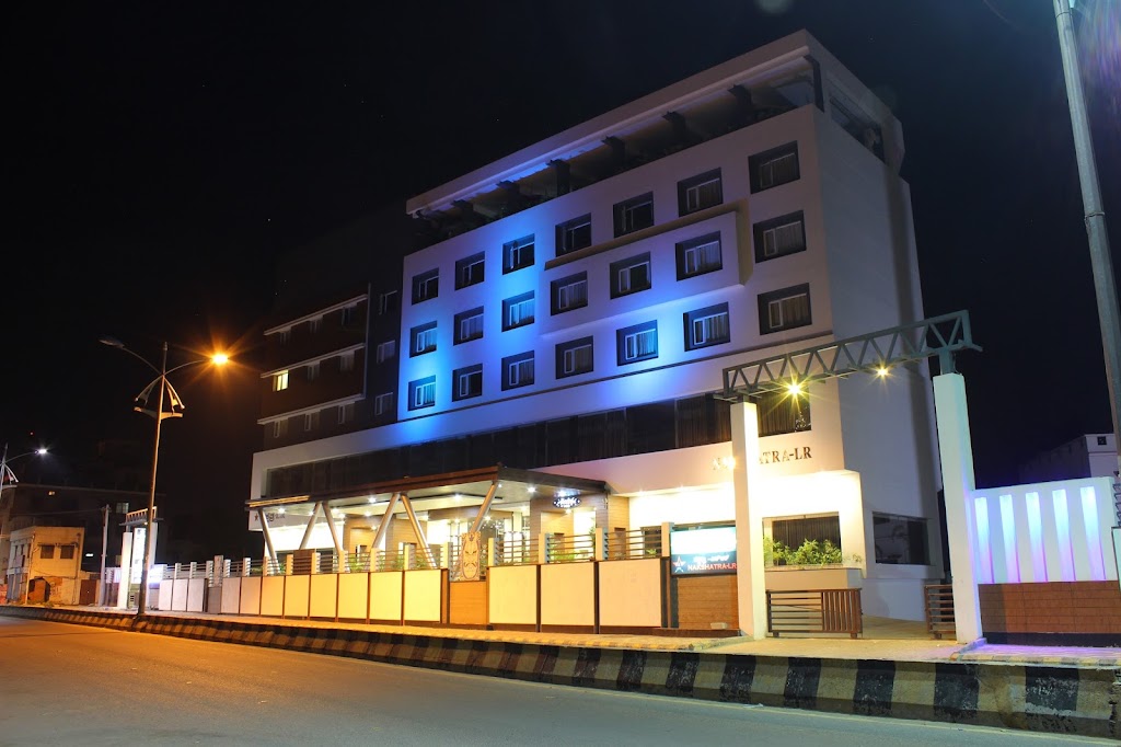 Iroomz Hotel Nakshatra Lr