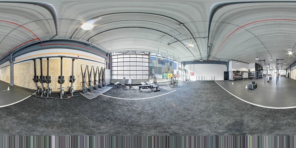 77 Feet Academy — Gimnasio