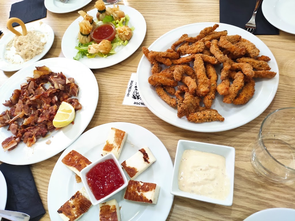 Bar Distrito 01 — Comida y bebida