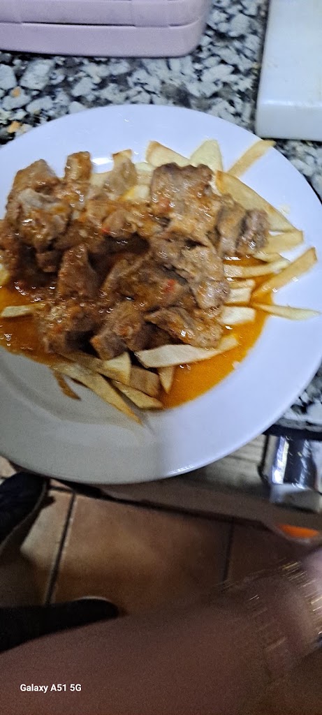 bar La Oficina — Comida y bebida
