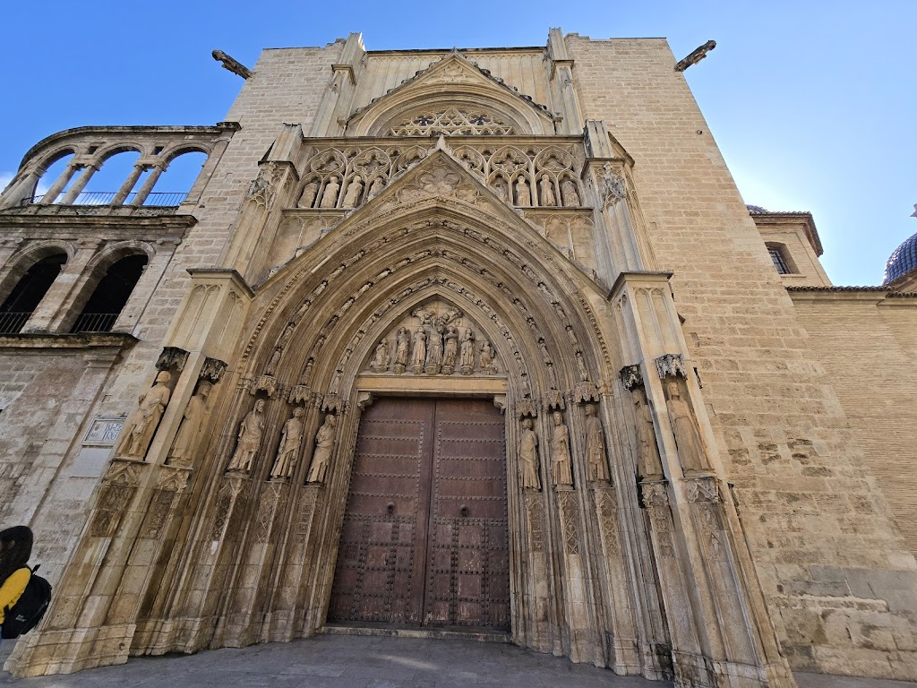 Puerta de la Almoina